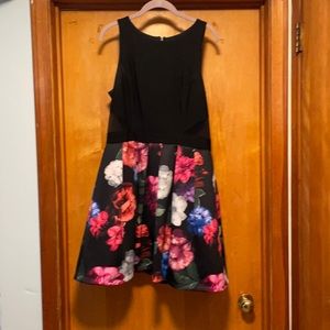Floral dress with sheer cutouts